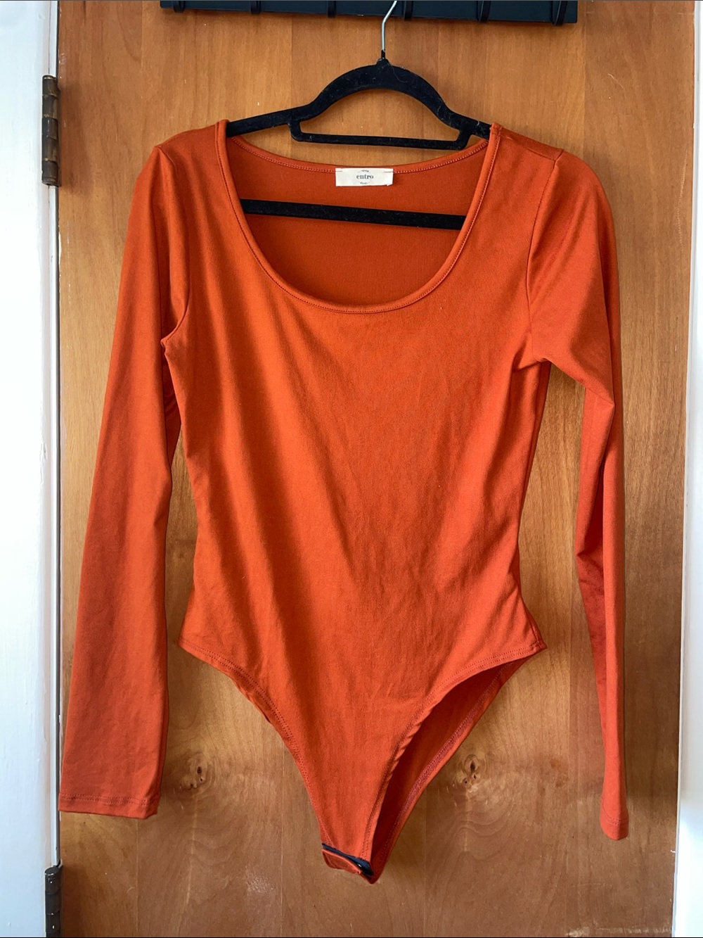 entro Orange Long-Sleeve Scoop Neck Bodysuit